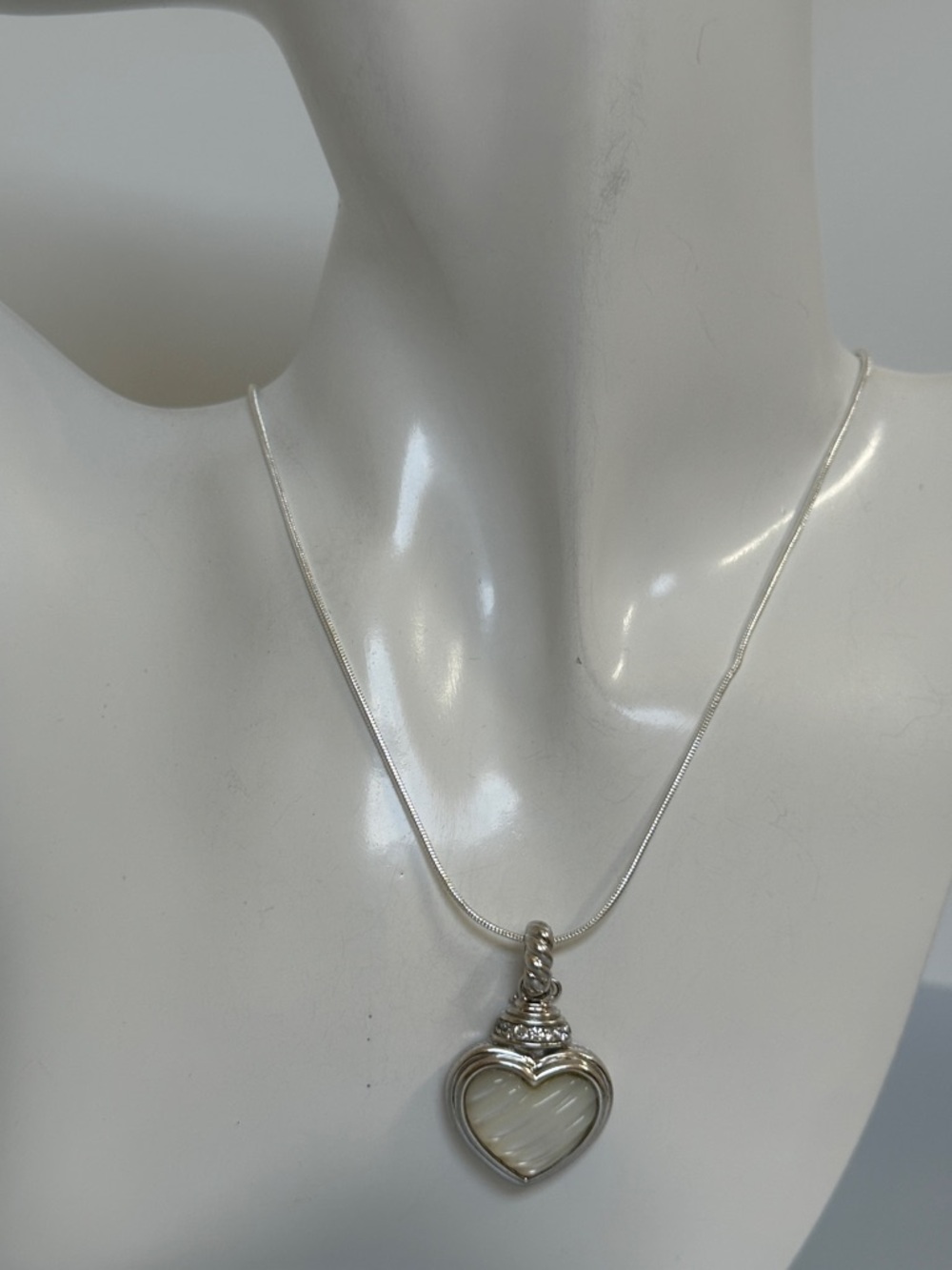 JUDITH RIPKA 925 sterling Silver Heart  Necklace with Mother-of-Pearl White